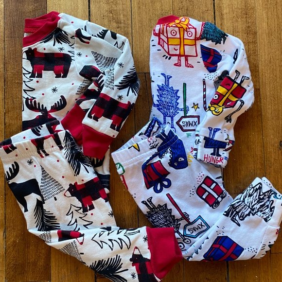 Holiday Pjs 💛2 for 10💛 - Picture 1 of 1